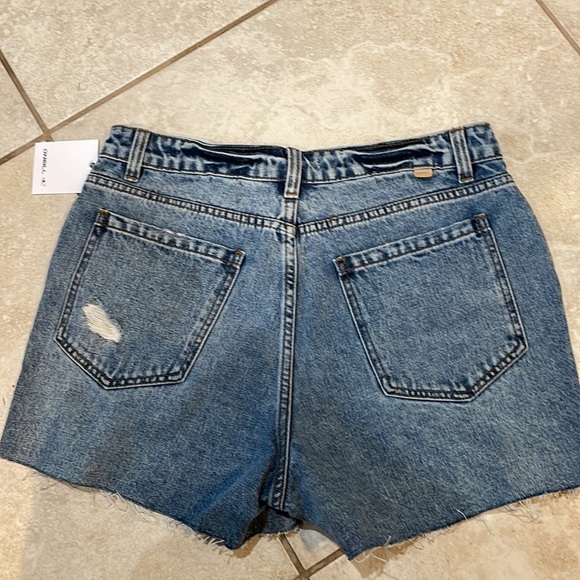 NWT! O’Neill Angus Destroyed Denim Shorts 30 - Picture 7 of 8